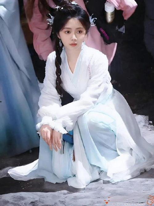 圈内爆料谭松韵古装,穿越时空的美人  第3张